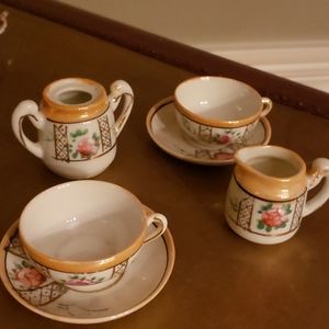 COPY - Antique Japanese doll tea set